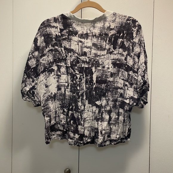 Helmut Lang button high to low crop- size M - Picture 3 of 3